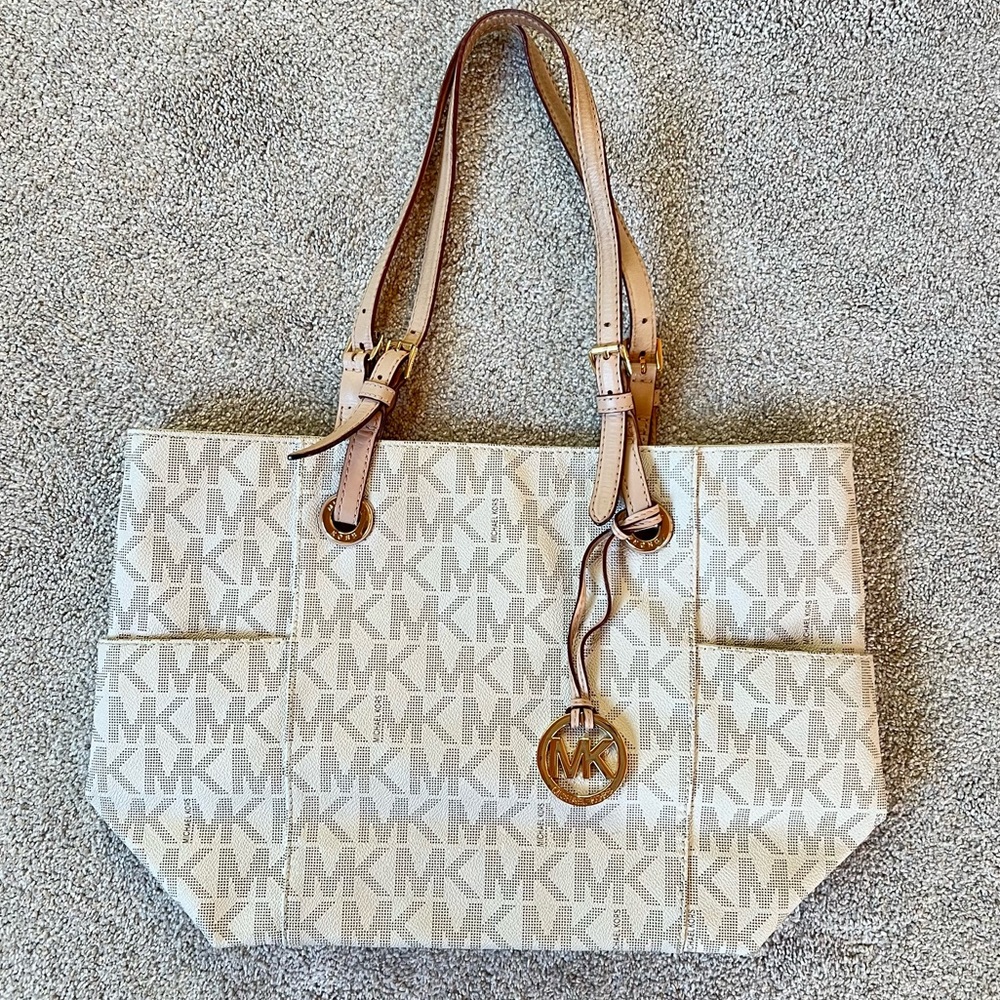 Michael Kors Jet Set Tote - Gently Used